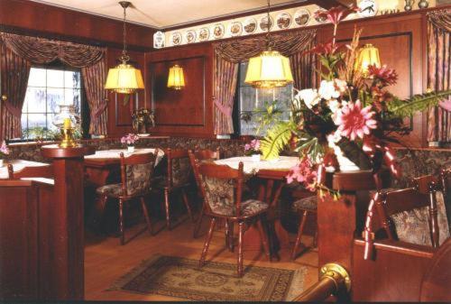 Landgasthof Deutsches Haus Ulmbach Bagian luar foto